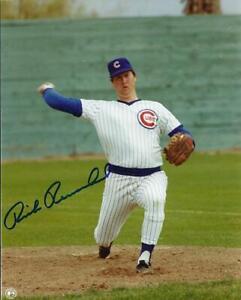 Rick Reuschel Signed - Autographed Chicago Cubs 8x10 inch Photo COA