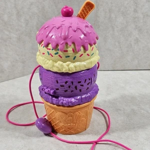 Juego de cono de helado compacto Mattel Polly Pocket giratorio y sorpresa solamente - Imagen 1 de 16