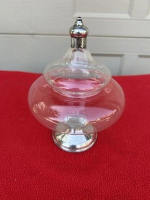 Plato de caramelo boticario de cristal y esterlina ponderado Duchin Creation con tapa Foto 1 de 4