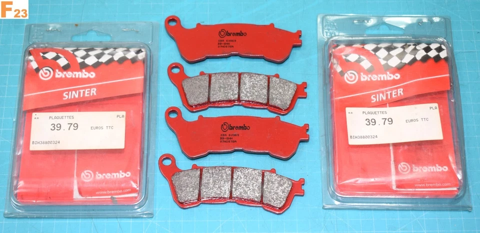 4 plaquettes frein BREMBO HONDA VFR 800 CBF 500 1000 600 HORNET CB 1100 1300 - Photo 1/1