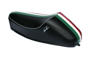 SELLA VESPA 50 SELLINO CORTA CON GOBBA SPECIAL FASCIA TRICOLORE ITALIA DIEFFE - Foto 1 di 3