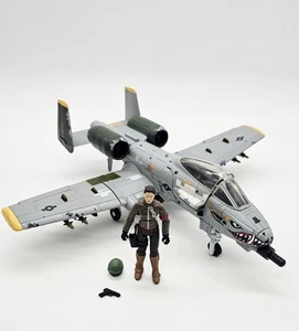 Terminator Salvation A-10 Warthog jet with Action Figure Blair complete rare - Picture 1 of 10