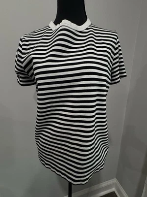 Camiseta Zara Rayas Blanco y Negro Pre-Amada/Usada Talla L Foto 1 de 4