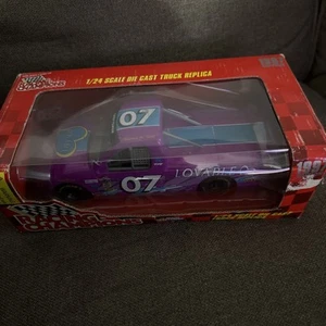 Camión artesanal Racing Champions edición 1997 escala 1/24 die cast réplica camión - Imagen 1 de 5