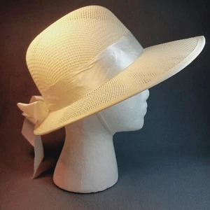 Vtg Straw Derby Hat White Satin Ribbon Trim Church Easter Formal light - Picture 1 of 9