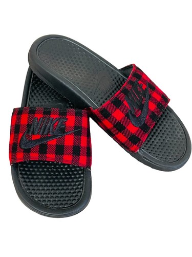 Nike Benassi Slides nero rosso plaid check nero swoosh taglia 9 US