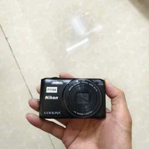 Nikon Coolpix S6800 Compact Digital Camera 16.0MP, 12x Optical Zoom w/Battery - Picture 1 of 7