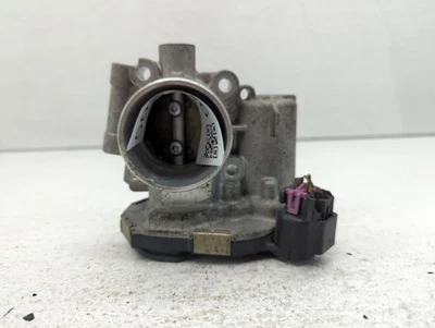 Corpo do acelerador Chevrolet Volt 2011-2015 RB0FH - Imagem 1 de 4