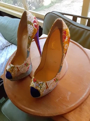 Christian Louboutin 37 Peeps Embroidered Platform - Image 1 of 4