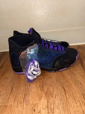 Jordan 14 Retro Doernbecher (2019)  Foto 1 de 4