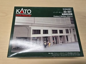 NEW Kato Kit Double Track Viaduct Station Shops UniTrack N Scale 23-231 - Foto 1 di 2