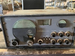 Vintage The Hallicradter Co SX-42 Radio Receiver  - Bild 1 von 4