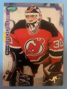 Martin Brodeur New Jersey Devils - Choose From Over 150 Cards - Picture 1 of 281