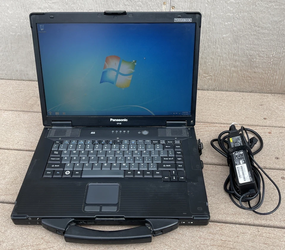 Portátil Panasonic ToughBook CF-52 Win XP + 7 ARRANQUE DUAL rs-232 DVD Core i5 120 SSD Foto 1 de 4