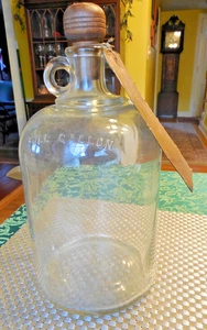 Antike volle Gallone Glasflasche mit Holzstopfen - Bild 1 von 10