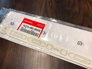 GENUINE JDM "DOHC" HONDA STICKER 96-00 CIVIC EK NEW OEM EMBLEM 75772-SR3-003ZE - Picture 1 of 3
