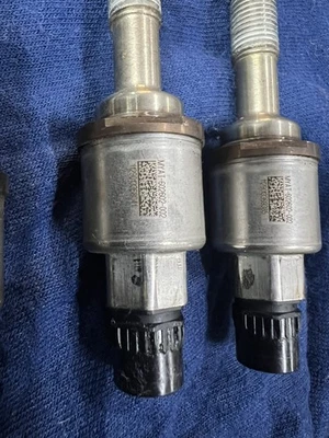 Vauxhall Insignia GLOW PLUG PRESSURE SENSOR 602602002 - Image 1 of 2