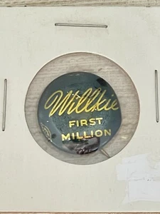 WENDELL WILLKIE FIRST MILLION PRESIDENT CAMPAIGN 1940 PINBACK PIN BUTTON VINTAGE - Bild 1 von 2