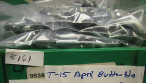8-32 x 5/8" largo Apex Botón Cabeza Tornillos Gris T-15 Apex 100 unidades Lote - Imagen 1 de 3