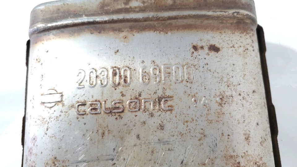 1995 Nissan 240SX OEM Silenciador Calsonic 2.4L RWD 20300-69F00 - Imagem 1 de 4