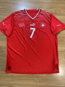 Puma Schweiz FSV Heimtrikot 2022-23 765925 01 ROT/WEISS,#7 Embolo ,XL - Bild 1 von 6