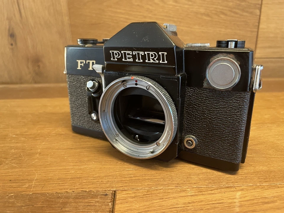 *Raro cuerpo de cámara fotográfica negra: tal cual* Petri FT SLR 35 mm de Japón #V5-1C Foto 1 de 4