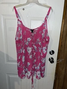 Torrid rosa Blumenmuster ärmellos Schnürung vorne verstellbare Träger Top Gr. 4 P2P 26” - Bild 1 von 7