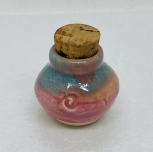 Vintage 1970s Ceramic Pottery Pink Perfume Potion Bottle 2.5” Mini Art Decor 22 - Picture 1 of 10