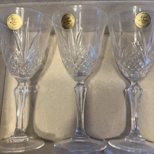 3 Crystal Wine Glasses Cristal De Flandre Salzburg Cut New Vintage France - Picture 1 of 7