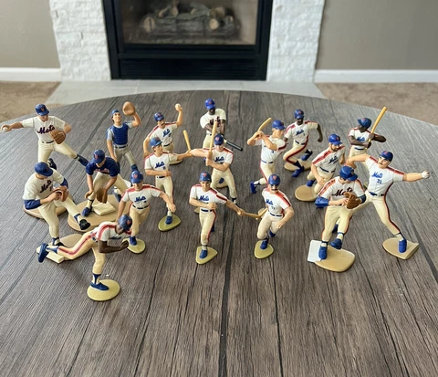 New York Mets MLB Baseball Starting lineup figures Lot of 18 Ryan Gooden 88-98 Cover