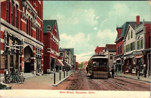 DANIELSON CONNECTICUT MAIN STREET TROLLEY TRAM OLD POSTCARD - Imagen 1 de 2
