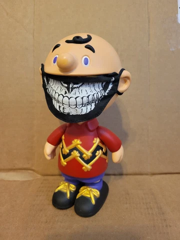 RON ENGLISH CHARLIE MASK GRIN X NTWRK X BEYOND THE STREET MADE BY MONSTERS Cover