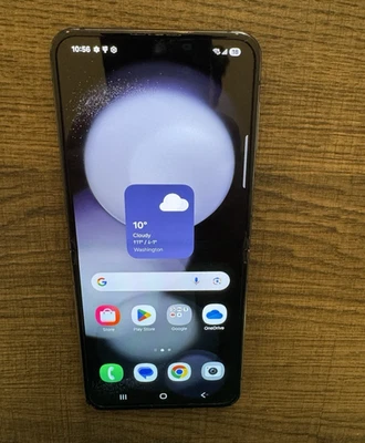 Samsung Galaxy Z Flip 5 5G SM-F731W 256GB Unlocked Black Very Good (READ) - Image 1 of 4