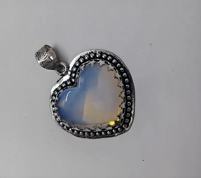 Free shipping  Faceted Iolite Peridot Stone Handmade silver Pendant With Chain - Image 1 of 4