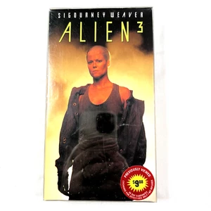 Alien 3 VHS Blockbuster Rental Previously Viewed Sigourney Weaver Fox Viedo - Picture 1 of 2