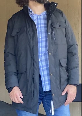 Chaqueta repelente al agua negra para hombre Zara talla L Foto 1 de 4