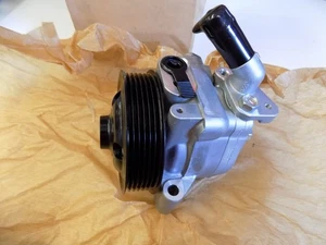 GENUINE Jaguar XF & XJ 3.0 Diesel Power Steering Pump C2D48856 - Picture 1 of 2