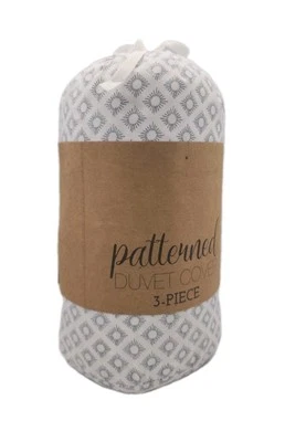Patterned Ultra Soft King Size 3 Piece Grey/White Duvet Cover Set - Image 1 of 4