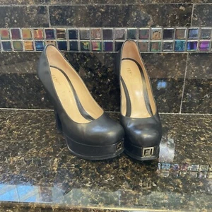 Designer Pumps schwarz Fendi 37 - Bild 1 von 8
