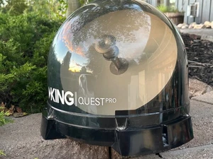 KING Quest Pro VQ4800AO Portable Satellite Receiver DIRECT TV - Camp RV Tailgate - Picture 1 of 5