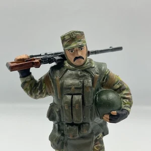 Figura pintada soldado moderno del luchador terrodefensa de Ucrania escala 1:16 - Imagen 1 de 9