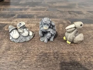 Vintage Mini Figuren Dinosaurier, Gorilla, Pelikan - Tier Miniatur Figuren - Bild 1 von 10