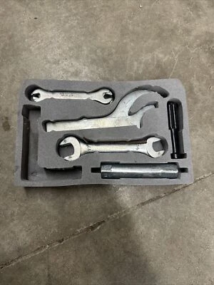 05 06 07 KIT HERRAMIENTAS YAMAHA RS RAGE 24349 Foto 1 de 4