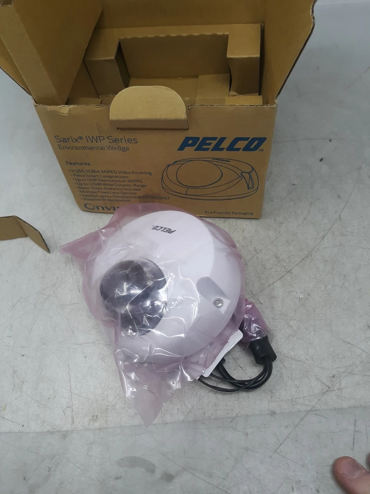 Pelco Sarix IWP233-1ERS Environmental Wedge IP Camera 5MP IR ONVIF  - Image 1 of 4