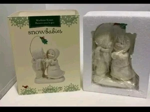 Figura Dept 56 Snowbabies MISTLETOE BESSES Snowbaby 6014137 Enesco NUEVA EN CAJA - Imagen 1 de 3
