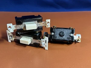 (3) Interruptores de toque de botón pulsador de un solo polo Rodale vintage - Imagen 1 de 3