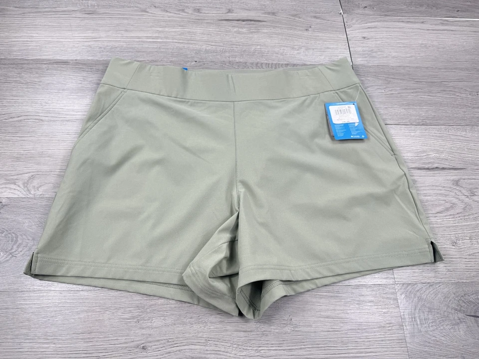 Columbia Shorts Womens 1X Green All Seasons UPF 50+ Stretch Omni Shade UV - Image 1 of 4