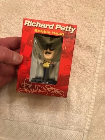 POP-SECRET  RICHARD PETTY BOBBLE HEAD Cover