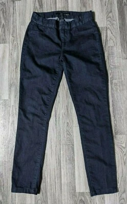 Pantalones de mezclilla azules bordados de Calvin Klein para mujer talla 26/2 Foto 1 de 4