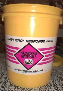 PIG EMERGENCY RESPONSE PACK 64CRSC 5 GAL W/ HOT HOG ABSORBENT SOCK   (O3) - Picture 1 of 4